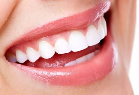 How Periodontics And Implant Dentistry Build Lifelong Smiles